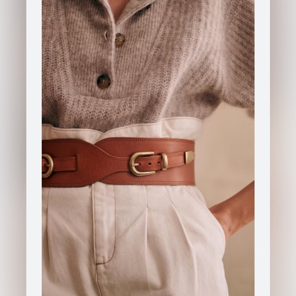 Sezane Accessories - NWOT Sezane Giselle Belt size 90cm 35 inches